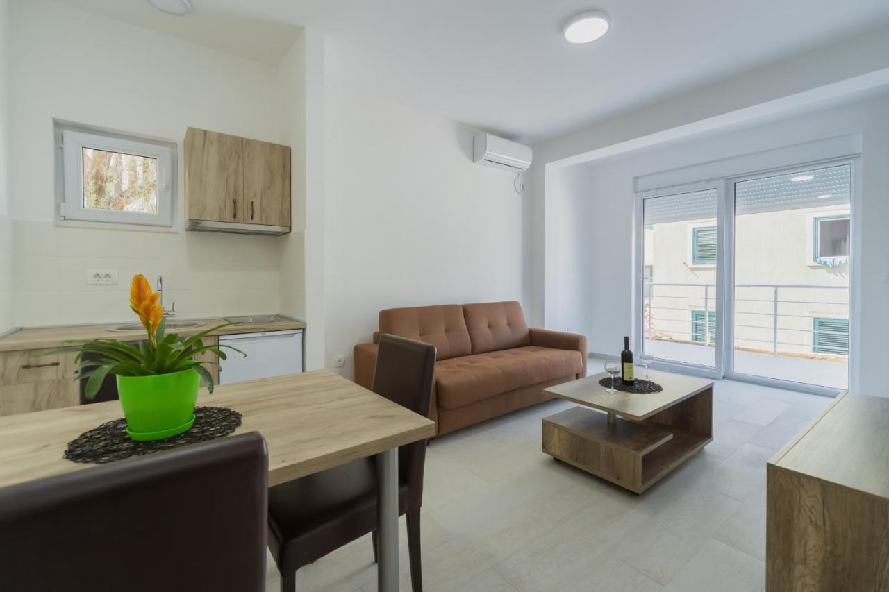 Grejm Lux Family Apartments Petrovac Ngoại thất bức ảnh